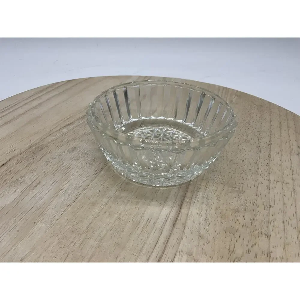 Clear Glass Dessert Bowl Small Geometric Starburst Pattern Unmarked Dish Kitchen